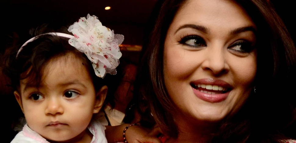 Aaradhya Bachchan searches for her own cartoons and games | AVSTV