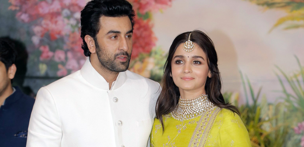 Engagement for Ranbir-Alia? | AVS TV Network - bollywood and Hollywood